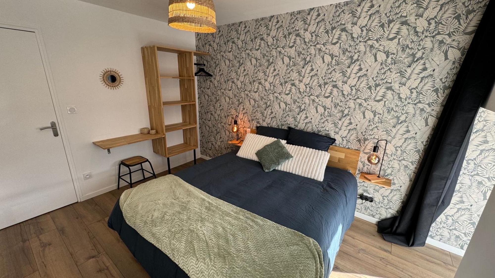 Petite Maison En Pierre Au Pied De La Voie Verte Ploërmel Esterno foto